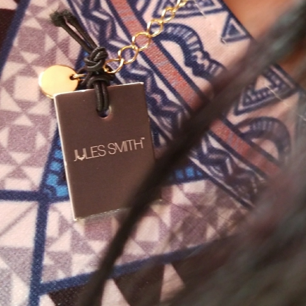 ☆NWTS Triangular Statement Peice Necklace - Picture 4 of 4